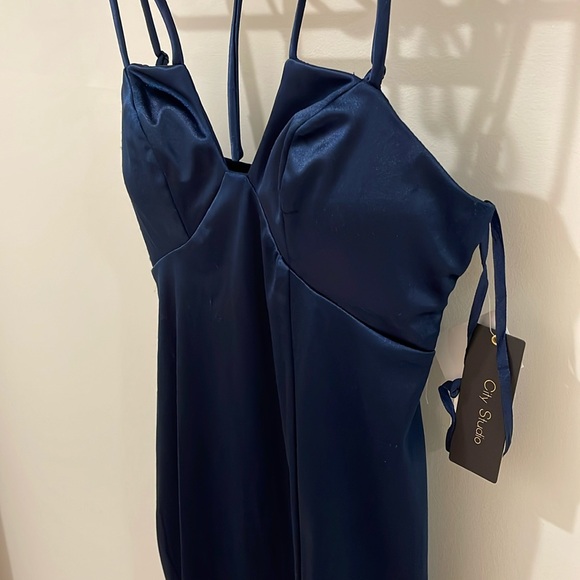 NWT Navy satin halter strappy midi or knee dress XS junior 3 v cut pads empire - Picture 1 of 10